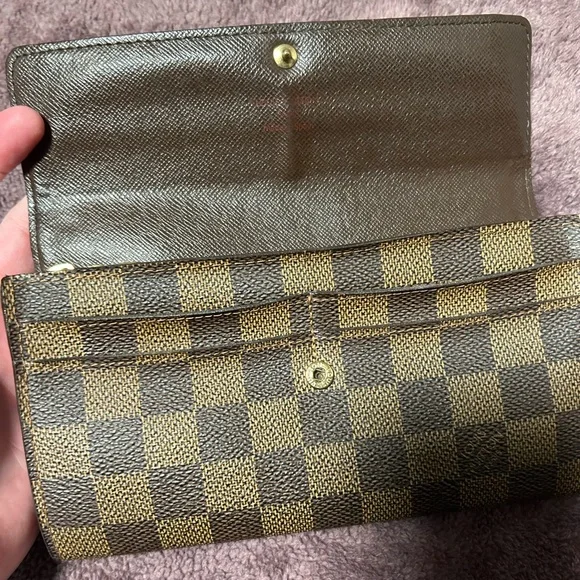 (SOLD) LV Damier Ebene Large Wallet LOUIS VUITTON - Picture 5 of 8